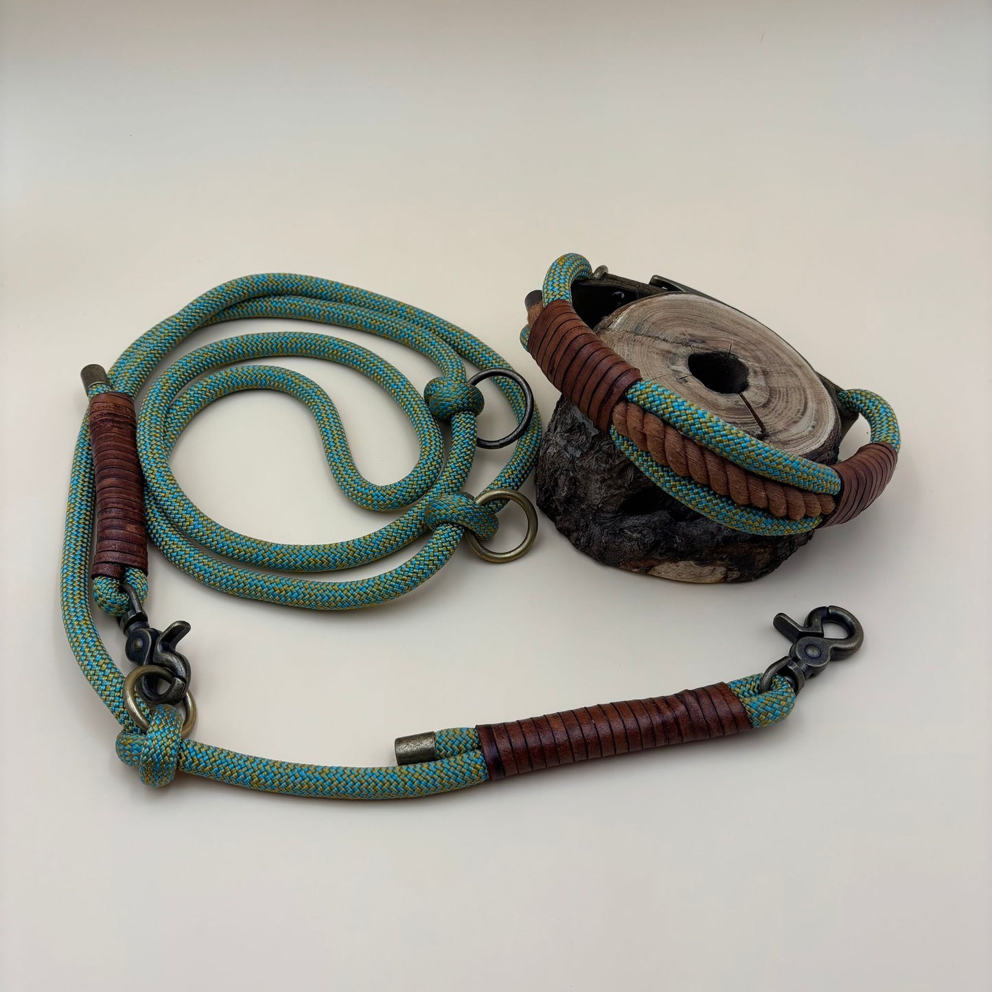 Set Hundehalsband und Leine Tau / Leder